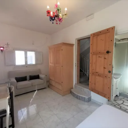 לינה וארוחת בוקר La Torretta *
